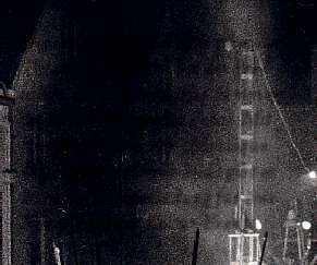 4 WARENDORFER DRACHENKÖPPE Gigantisch war das Spktakl ds Thatr Titanick bidr Prmir ds Warndorfr Sommrs im Jahr 1993 (großs Foto).