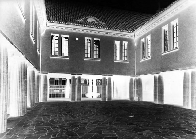 4 Weinen und Lachen, Klagen und Tanzen Zur Einführung Am 16. April 1916 wurde die Synagoge an der Goethestraße in Offenbach eingeweiht, ein neues Zentrum des religiös-liberalen deutschen Judentums.