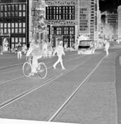 Auszug aus dem Flyer: Neue Konzepte zur Gestaltung von Straßen und Platzen in Städten oder Gemeinden sollen zu mehr sozialer Rücksichtnahme im Verkehr führen.