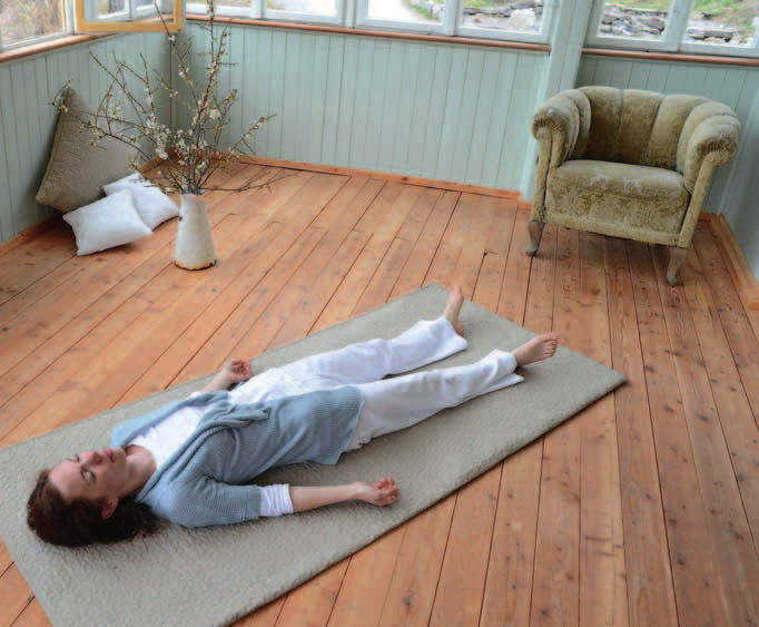 15 Yoga Nidra kann von jedermann zu Hause oder am Arbeitsplatz praktiziert werden. men Sie Energie wahr, wo ist diese blockiert?