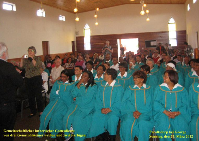 Gottesdienstbesuche Südafrika Zur Zeit der Apartheid gab es keine gemeinsamen Gottesdienste von Schwarzen, Farbigen und Weißen.