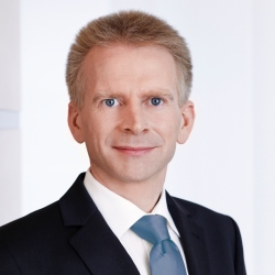 Powered by TCPDF (www.tcpdf.org) Rainer Brand ist neues Vorstandsmitglied der Domcura. Beim Kieler Assekuradeur verantwortet er ab sofort die Ressorts Produkte und Betrieb.
