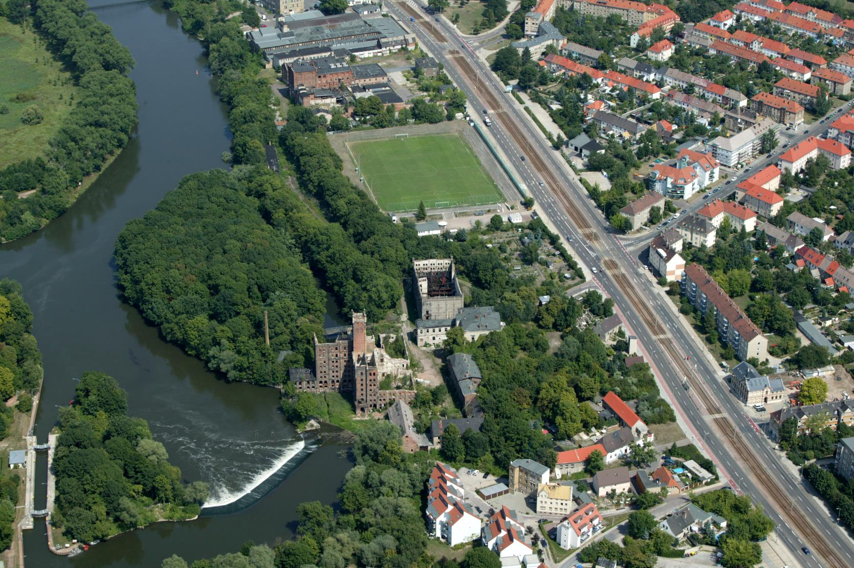 III Mittlere Saaleaue Potenziale Wohnen am Fluss flussnahe Wegeführung