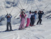 Race & Fun -Programm für Teenies Unser Team hat ein spezielles Training für unsere Jugend-Gruppen, die das Ski fahren bereits gut beherrschen, jedoch noch etwas Übung in Technik, Tempo und