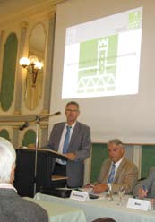 Das Geschäftsjahr 2009 Aus unseren Mitgliederversammlungen 91 Mitglieder besuchten unsere ordentliche Mitgliederversammlung am 22.07.2009 im Schwörsaal in Ravensburg.
