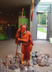 Besuch beim Neanderthaler Im September 2015 trafen sich wieder Interessierte der KoKoBe und aus dem Bürgerzentrum Ehrenfeld zu einem uns auf die Suche nach unseren entfernten Verwandten, einem