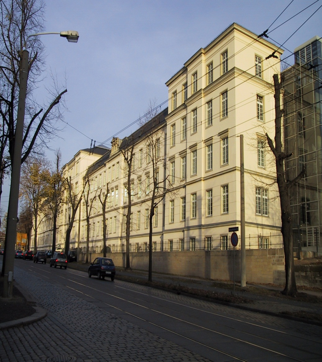 Landesfunkhaus Dresden 1999 Durch Tochtergesellschaft SARAG errichtet