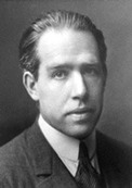 Geniale Postulate von Niels Bohr (1913) 1.