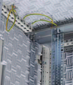 Wände Trenn-/Schottwände Adapter für Steckverbinder-Ausbrüche Zur Verwendung von Steckverbindungen unterschiedlicher Polzahl. Inkl. Dichtung für Adapter und Befestigungszubehör. Für Reduzierung Best.