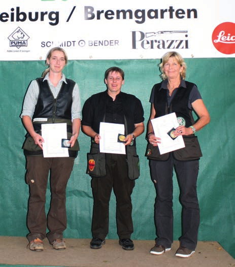 Ihre Serie erfolgreicher Teilnahmen an den Landes- und Bundesmeisterschaften setzten Inge Teuwsen und Katrin Teuwsen auch im Jahr 2011 fort. Bei der Landesmeisterschaft der Damen in Liebenau vom 21.