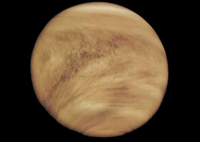 Bild 4: Die Atmosphäre in ultraviolettem Licht aufgenommen / Pionier Venus (1979) NASA/USA Die oberen Wolkenschichten der Venus befinden sich in einer Höhe von 60 bis 70 km.
