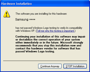 Verwenden der Software Monitortreiber Wenn Sie vom Betriebssystem aufgefordert werden, den Monitortreiber zu installieren, legen Sie die zusammen mit dem Monitor gelieferte CD-ROM ein.