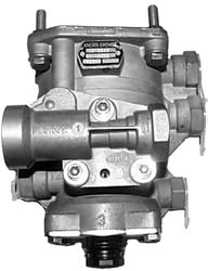 BRAKE SYSTEM - valves BREMSSYSTEM - Ventile 520 C - 06 3.72100 81.52161.6167 load valve Lastventil 1 0-Serie 1-Serie 3.72110 81.52301.