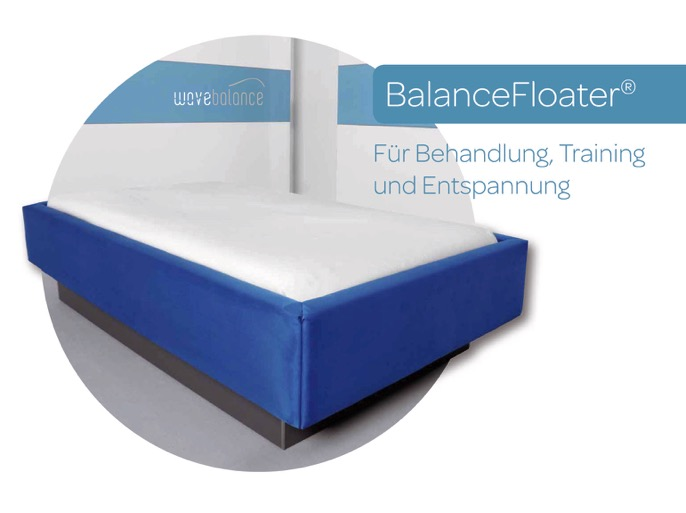 Der BalanceFloater Eine speziell angefertigte, mit etwa 500 Liter warmem Wasser gefüllte, Behandlungsliege für die wavebalance Therapie, die auch für andere Massage- und Behandlungsformen genutzt