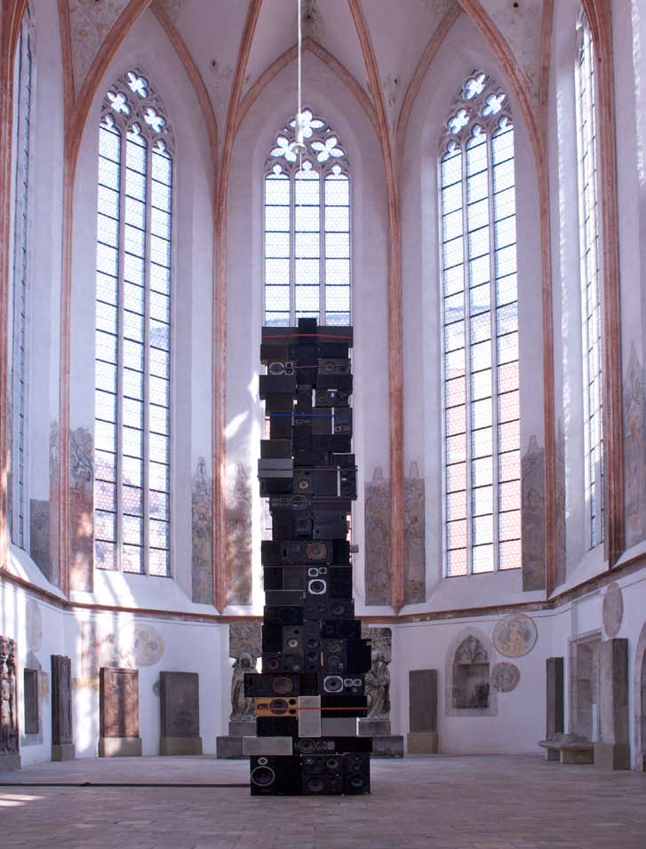 Box von Jericho, Private Version, 2003 / Speaker of Jericho, private Version, 2003, 2009 Historisches Museum, Minoritenkirche, Regensburg Holz, Dämmmaterial, Spanngurte,