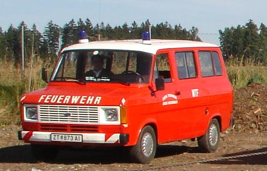 keine Patin TS Tragkraftspritze Rosenbauer VW 75 Baujahr 1965 TS Anhänger am 20. Juni 1988 von der FF Roiten gekauft.