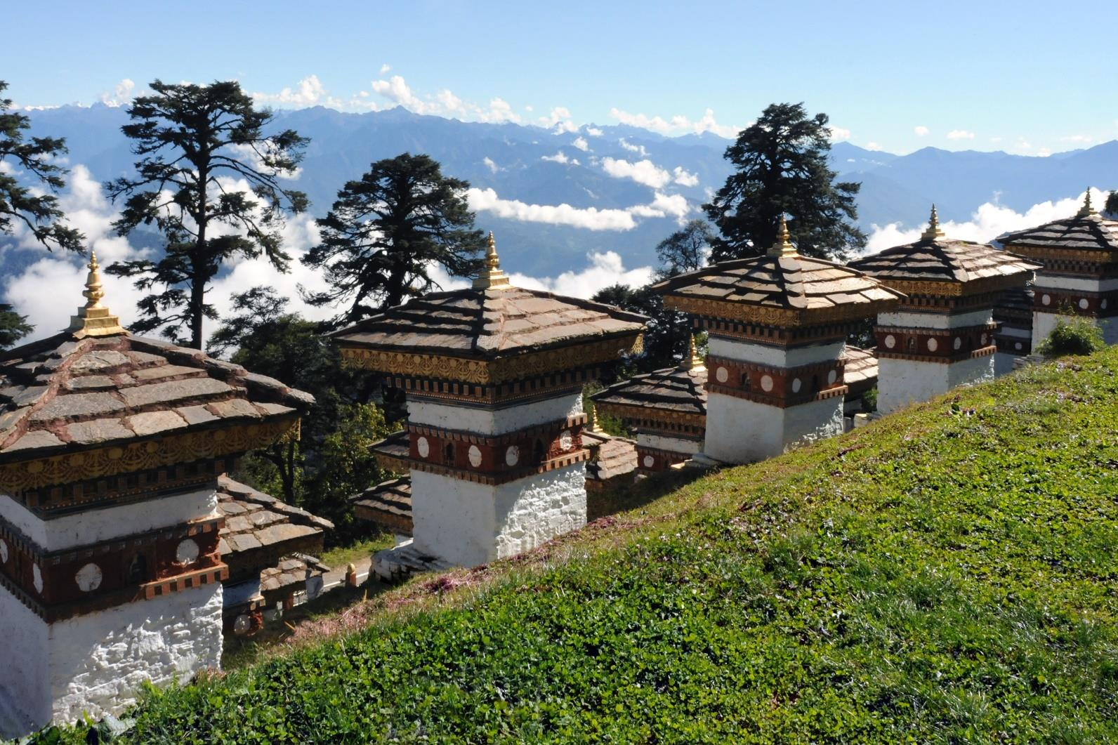 Zauberreise Bhutan auf ins Land des Glücks Inside-Erlebnisreise, um dem einzigartigen Bruttonationalglück nachzuspüren *Möglichkeit zur 5 Tage Verlängerung Goldenes Dreieck in Indien Termin: 08.10.