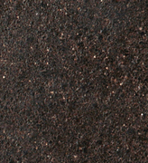 Materialgruppen: Mineralische Werkstoffe > Bituminöse Werkstoffe Materialbeschrieb Naturasphaltplatten bestehen aus gemahlenem Naturasphalt, Naturstein als Farbzuschlag und Bitumen als Bindemittel.