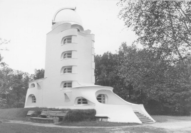 Einstein-Turm in Potsdam von Erich Mendelsohn 1921-1924