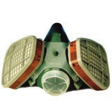 Atemschutz Halb- und Vollmasken 3M Halbmaske Serie 6000 Beschreibung: stabiler Maskenkörper, strapazierfähige Bebänderung, optimale Passform, zentrales Ausatemventil für angenehmen und kühlen