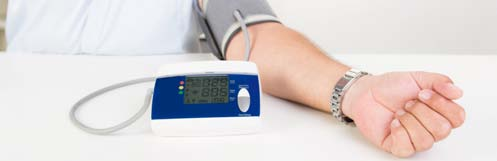 17 2Beim Blutdruckmessen nicht verrückt machen lassen Zu Hause richtig messen Wer hat im Laufe seines Lebens nicht schon einmal eine Blutdruckmessung bekommen?