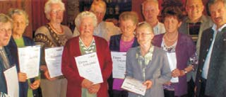 Vichtensteiner Zeitung Ausgabe 2 / 2012 Seite 21 Senioren Seniorennachmittag Zum Seniorennachmittag am 18. Jänner im Gasthaus Klaffenböck kamen 29 Mitglieder.
