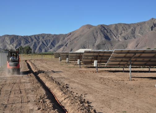 2. Projektbeispiel: Subsole >90% Eigenverbrauchsquote Planung im Auftrag der IDB (Inter-American Development Bank) Locales Installations-Team überwacht von