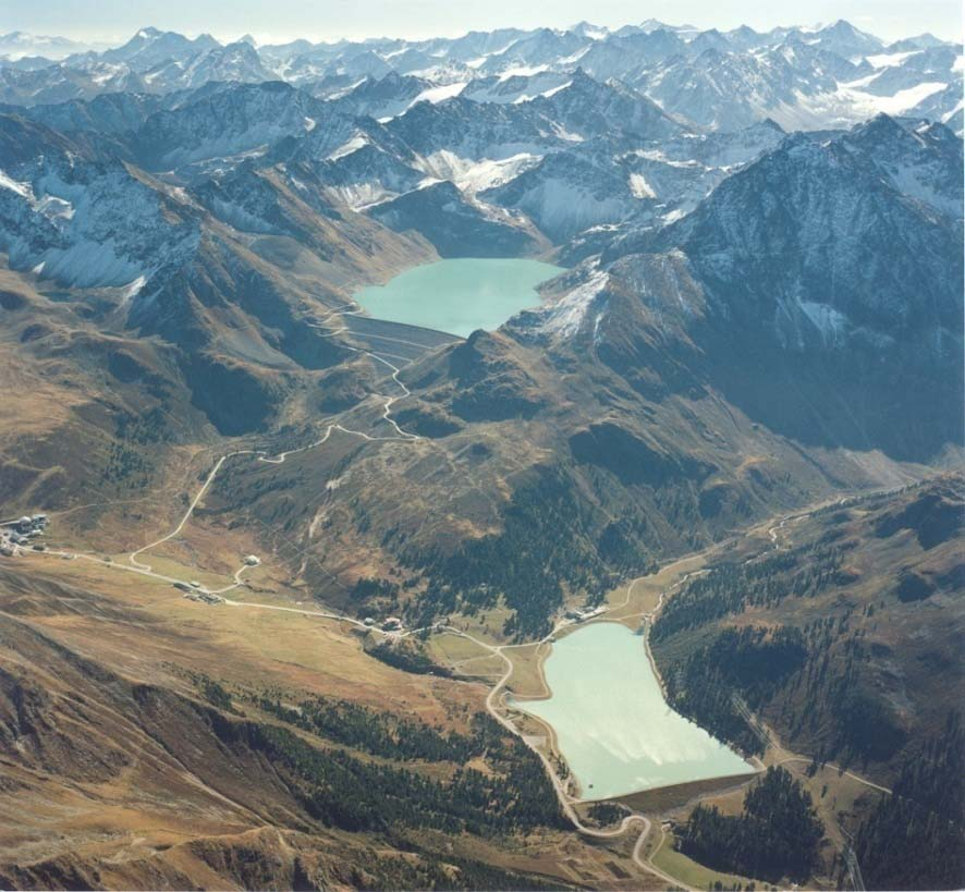 Wasserkraftnutzung im alpinen Bereich Bestehende Oberstufe Finstertal-Längental der KW-Gruppe Sellrain-Silz Speicherbereiche vor Errichtung des KW Speicherbereiche