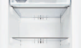 Kühl- und Gefriergeräte 47 Energie-Effizienz-Klasse A++ Die leistungsstarken, komfortablen Kühl- und Gefriergeräte von Bosch bieten ein Maximum an Energie- Effizienz.