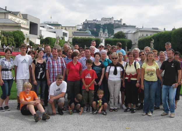 Ausflug nach Salzburg, 2010 Um unseren Kameraden und dessen Familien für die unzähligen unentgeltlichen Arbeitsstunden im Dienste der Allgemeinheit zu danken, wurde ein 2 Tagesausflug von 14. - 15.