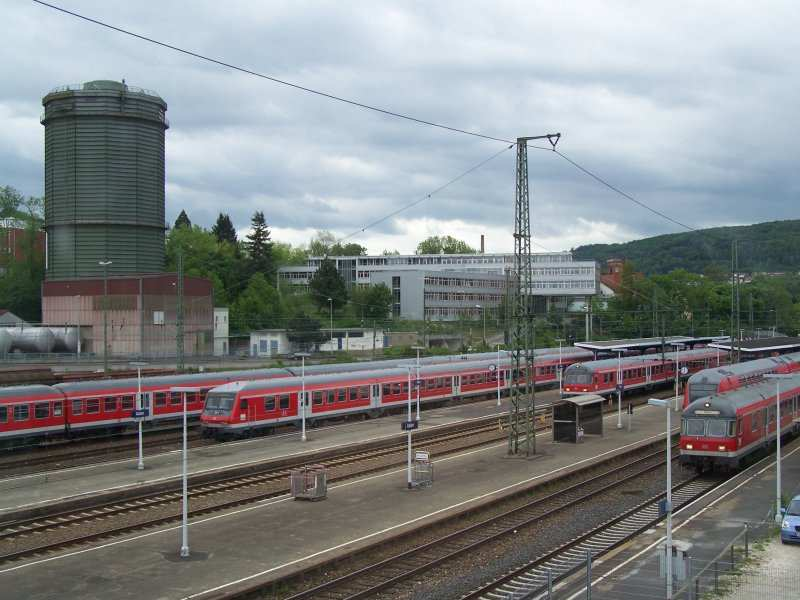 Folgen im Land Baden-Württemberg (4). Bisher wurde in Crailsheim ein Knoten zur halben Stunde und auf der Achse Schw. Hall (00) bzw.