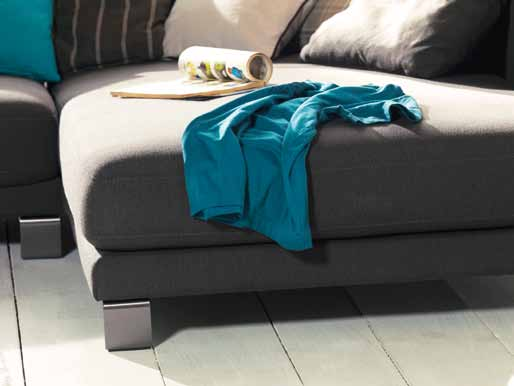 Lounge - Get the look Setzen Sie modische Akzente zur Lounge Sitzgruppe mit den farblich abgestimmten Kissen und Teppichen von TOM TAILOR Casual Home.