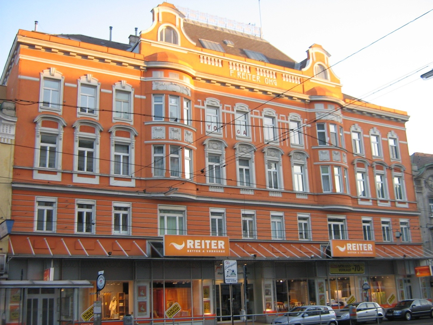 Am Spitz 16 Ehemaliges Kaufhaus Wodicka, heute Firma "Betten Reiter".