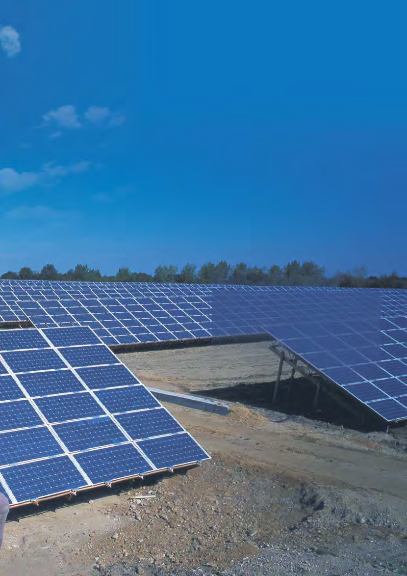 Der Sonne entgegen Durch die Veräußerung von Flächen für die Erzeugung erneuerbarer Energien trägt die LMBV zu einer schrittweisen Ablösung fossiler durch regenerative Energieträger bei.