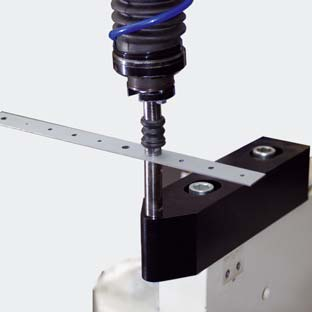 pneumatisch-hydraulisch Einpresseinheit C-Bügel LSC 7010 463 300 201 Höhe: Breite: Tiefe: Gewicht: Max.