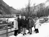 Reise nach Großarl 36 Senioren von TURA Bremen reisten am 3. Dezember 2004 für fünf Tage in das winterliche Großarl, auch bekannt als das Tal der Almen.