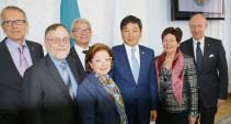 Region Ulm UNTERNEHMERREISE Potenzial für Geschäfte in Kasachstan Kasachstan ist der wichtigste Handelspartner für Deutschland in Zentralasien.
