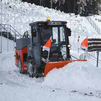 Der Starke gegen Eis und Schnee Trotzt allen Bedingungen mit Höchstleistung Schneebeseitigung Mit dem Citymaster 1600 sind Sie auch für die Schneebeseitigung bestens gerüstet.