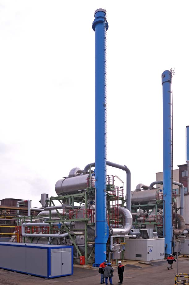LANXESS übernimmt Verantwortung für den Klimaschutz Beispiel Deutschland: Lachgas-Reduktionsanlagen (LARA) am Standort Krefeld- Uerdingen (Inbetriebnahmen 1992 und 2009) Lachgas entsteht bei der