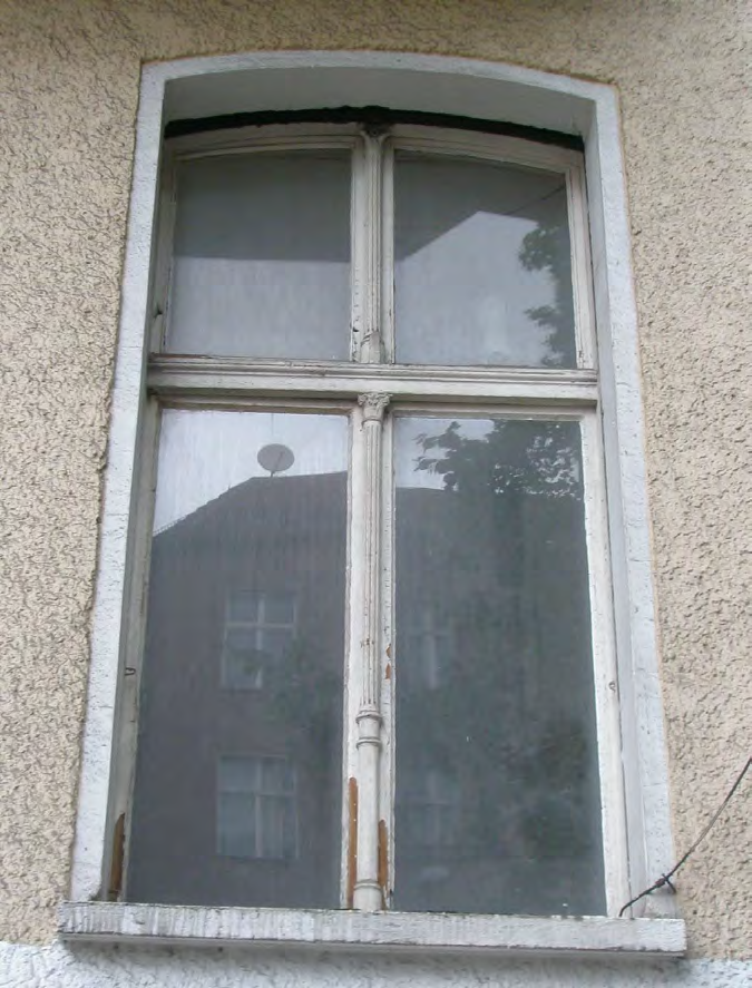 Kastenfenstersanierung in einem Wohnhaus Torstraße 166, Berlin Abwägung: Bestandserhalt