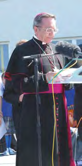 16. April 2007 - Grußwort Apostolischer Nuntius Erzbischof Eugenio Sbarbaro 16 prill 2007 - Fjalë përshëndetjeje Nunci apostolik Arqipeshkëvi Eugenio Sbarbaro Inaugurazione del "GINNASIO LOYOLA"