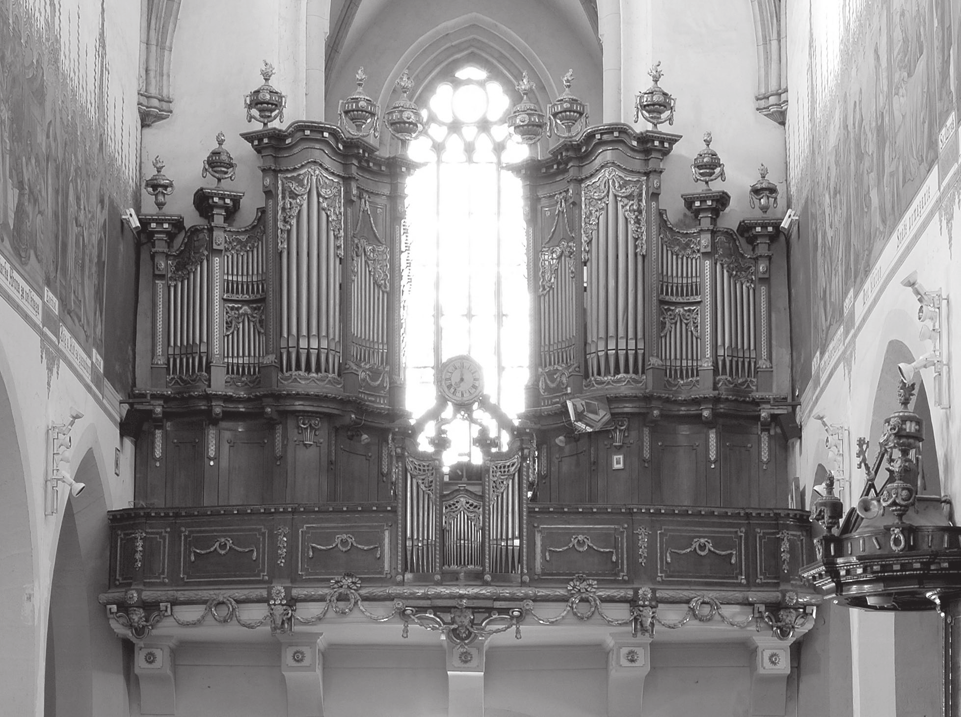 Ján Valovič Reštaurovanie najstaršieho trnavského organa Organ Walentina Arnolda z roku 1783 v Bazilike sv. Mikuláša v Trnave Organ zohrával už od 15. storočia na Slovensku významnú kultúrnu úlohu.