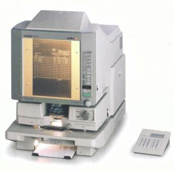 Ablagesysteme und Organisationsmittel Hybride Systeme: Nebst der digitalen Erfassung mit der DMS werden die Dokumente mikroverfilmt.