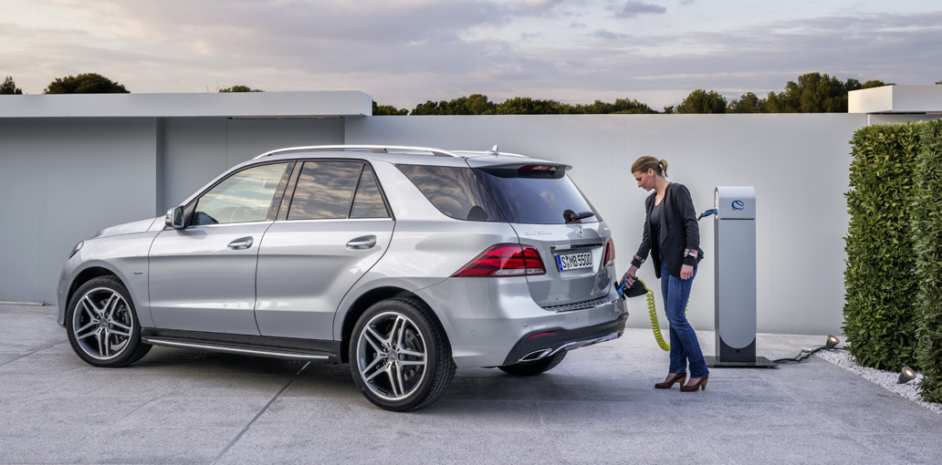 6. Fazit Die Mercedes-Benz GLE-Klasse erfüllt nicht nur höchste Ansprüche in puncto Sicherheit, Komfort, Agilität und Design, sondern entspricht auch auf dem Gebiet der Umweltverträglichkeit allen