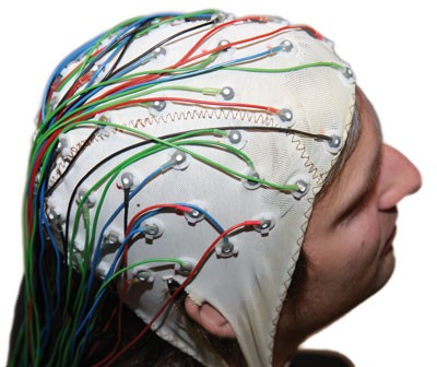 EEG-Geräte Gliederung Komponenten eines EEG-Gerätes Elektroden Intigrierte