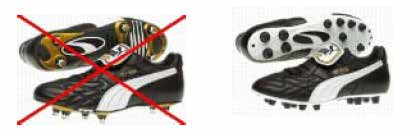 Regel 4 Ausrüstung der Spieler Obligatorisch: Schienbeinschoner Keine Stollenschuhe Alle Spieler einer