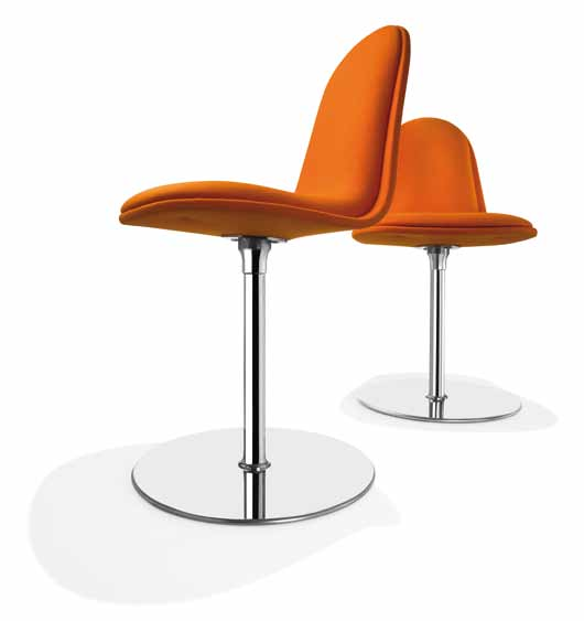 Caramella/10 Caramella/b Struttura: sedia impilabile in acciaio cromato Ø 10 mm. Scocca: multistrato curvato a spessore variabile impiallacciato in laminato.