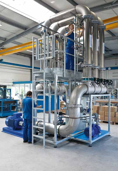 IMMER DIE PASSENDE ANLAGE Standardisiert oder maßgeschneidert Vormontage einer Envopur Ultrafiltrationsanlage für das Recycling von Flugzeug-Enteisungsmitteln im Werk Rossdorf.