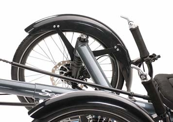 +60s Optimierter Schutz mit eleganter Linienführung: HP VELOTECHNIK hat mit den Trikefendern Schutzbleche speziell für den Einsatz an Dreirädern entwickelt.
