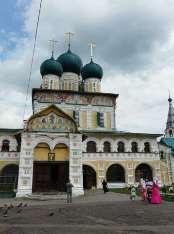 Aufstieg zur Kathedrale